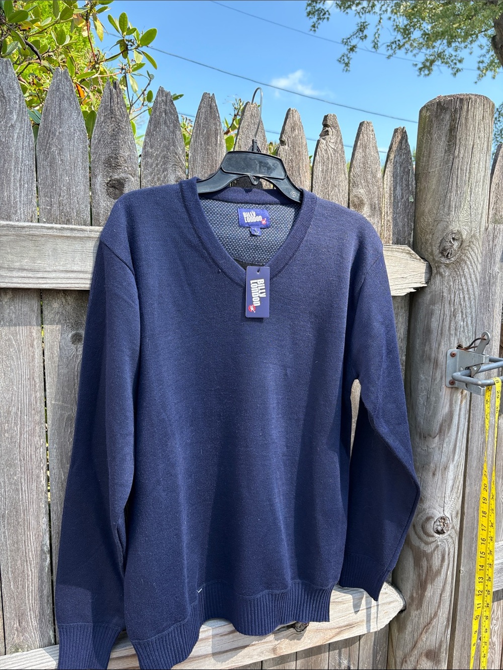 Billy London large navy v-neck. NWT!!